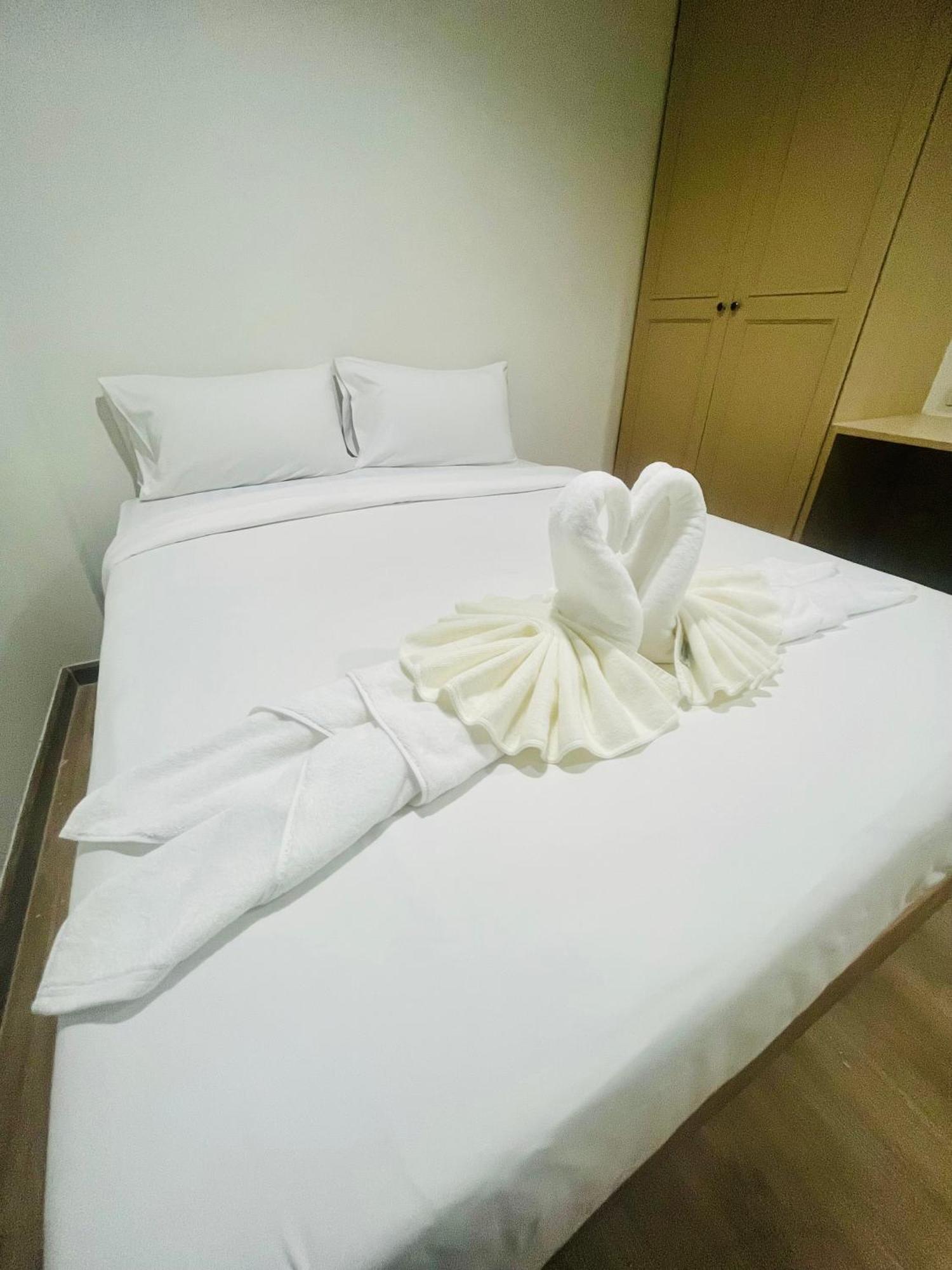 28 Boutique Hotel Patong Buitenkant foto