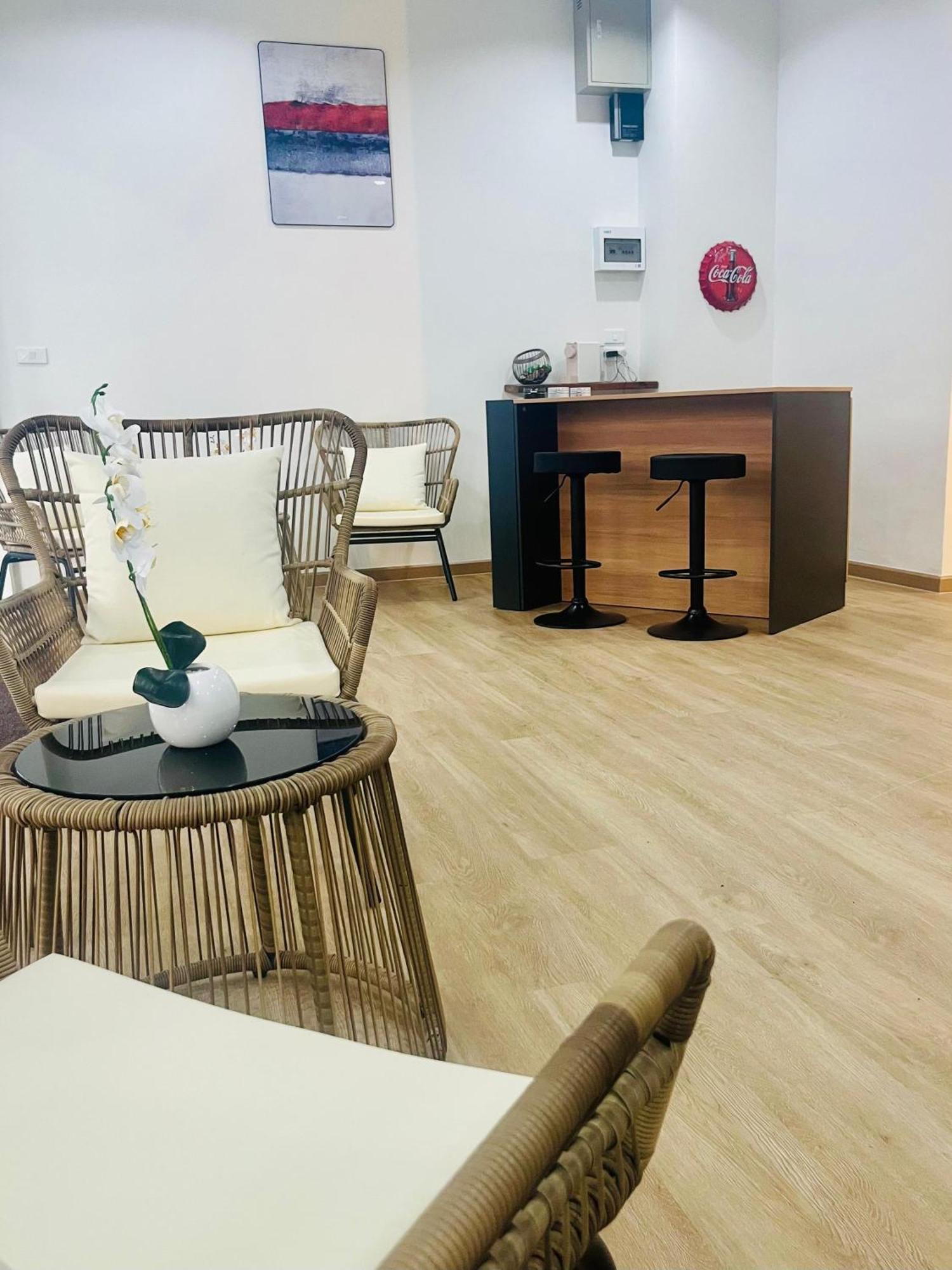 28 Boutique Hotel Patong Buitenkant foto