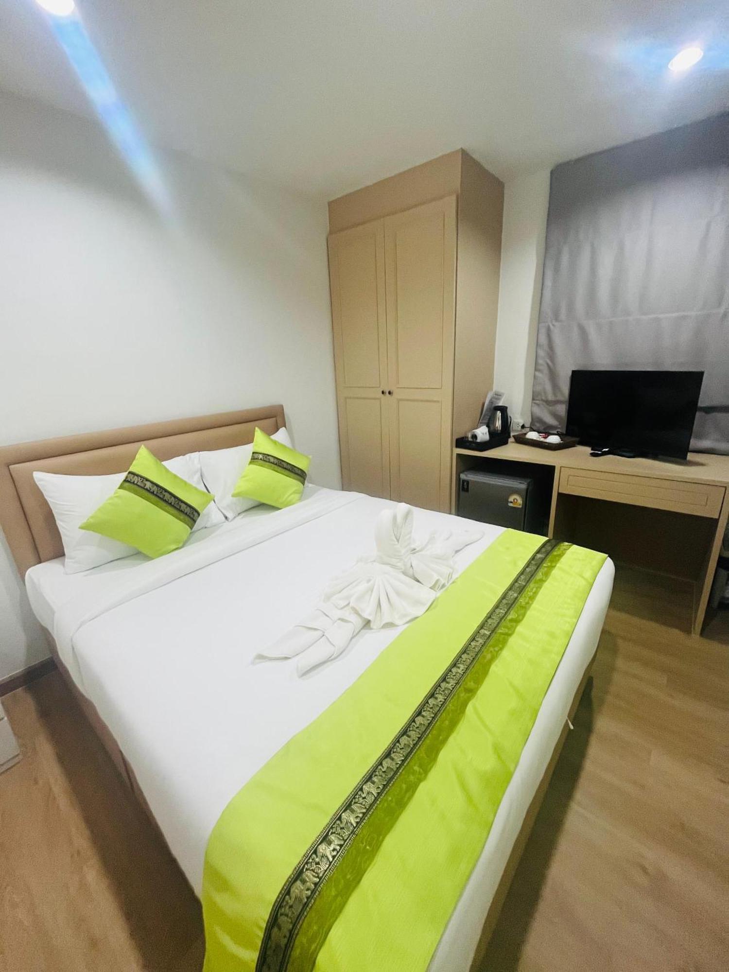 28 Boutique Hotel Patong Kamer foto